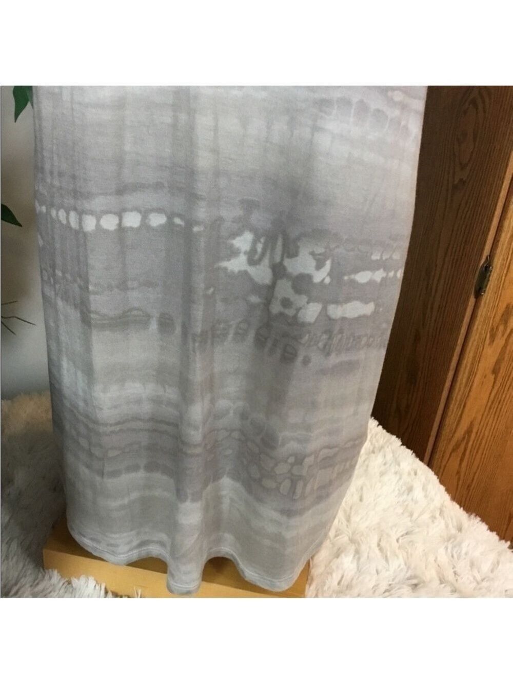Maurices 24/7 Crisscross V-Neck Sleeveless Tunic Top Gray Tie-Dye Size Large - Picture 13 of 14